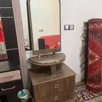 میز آرایشی