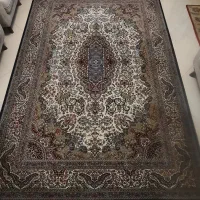 یک عدد فرش ، ۶ متری