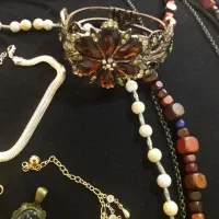 پابنددست بندگردنبند انگشترگوشواره پلاک بدل|بدلیجات|فولادشهر, B6|دیوار