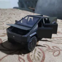 ۲ ماشین فلزی کلکسیونی سایز ۱-۲۴ (سبزه فروخته شده)|کلکسیون و سرگرمی|شیراز, انجیر|دیوار