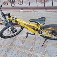 دوچرخه سایز 26 همراه با دوچرخه بند خودرو