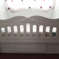 تخت و تشک نو مناسب سیسمونی