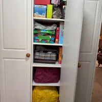 سرویس کمد ۳ درب و تخت . عسلی ویترین همراه کتابخانه|تخت و سرویس خواب|ری, اقدسیه|دیوار