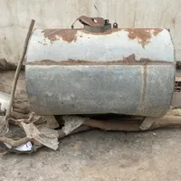 تانکر آهنی و بشکه بنایی داربستی کارکرده