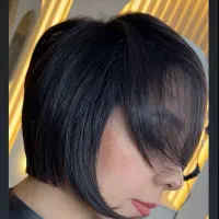 مدل برای کوتاهی در سالن زیبایی مجلل|خدمات آرایشگری و زیبایی|رشت, بوسار|دیوار