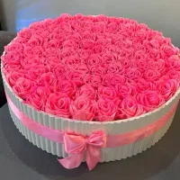 دسته گل و باکس روبانی