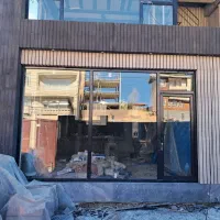 نصب و رگلاژ در و پنجره دوجداره upvc و توری پلیسه