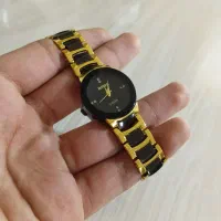 یک عدد ساعت مچی زنانه رادو فقط فقط ۶۰۰ تومن
