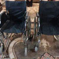 دوعدد ویلچر