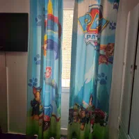 پرده و رو تختی ست در حد نو