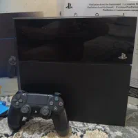 پلی استیشن 4 فت 500 گیگ با دسته و جعبه