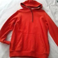 ۴ عدد هودی سایز xl نو ی نو برند های معروف ایرانی