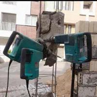 تخریب کار با پیکور سبک و سنگین با حمل نخاله