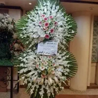 کد300. ارسال رایگان تاج گل سبددسته(بدون بیعانه)|گل و گیاه طبیعی|تهران, جنت‌آباد جنوبی|دیوار