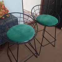 دوعدد صندلی