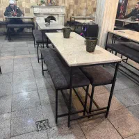 میز و نیمکت سنگی