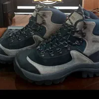 کفش کوهنوردی و طبیعت گردی درجه یک