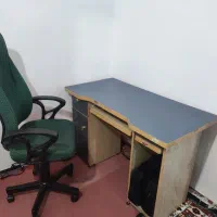 میز و صندلی