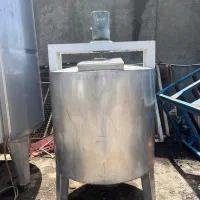 مخزن استیل ۱۰۰۰لیتری ۳۱۶ ۱تنی میکسر دار