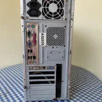 سیستم اداری ۲هسته رم ۲ ddr2 هارد ۱۶۰ گرافیک ۲۵۶|رایانه رومیزی|چالوس, |دیوار