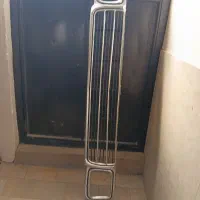 جلو پنجره پیکان قدیمی سالم سالم