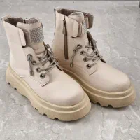 کفش بوت دخترانه در حد نو