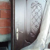 حفاظ آهنی فنس درب چوبی چهارچوب قفل ودستگیره