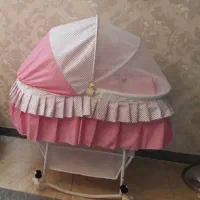 گهواره و تخت دخترانه