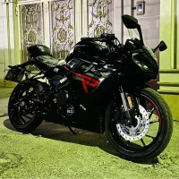 کی وی cf r250