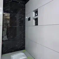 کارگر کاشی کاری نیمه ماهر