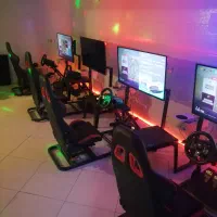 استخدام همکار آقا