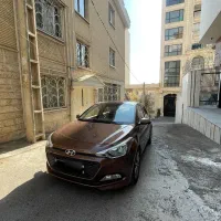 هیوندای i20