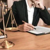 وکیل پایه 1 دادگستری
