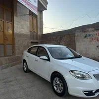 برلیانس H330 اتوماتیک 1500cc، مدل ۱۳۹۵ سفید فابریک|خودرو سواری و وانت|شیراز, شهرک فرزانگان|دیوار