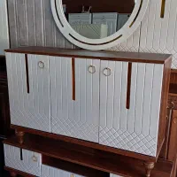 کد ۷۷۰۰ میزتلویزیون کنسول با آینه ست هم دیگه 7700|بوفه، ویترین، کنسول|قم, قلعه کامکار|دیوار