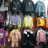 لباس بچگانه|لباس|رشت, انصاری|دیوار