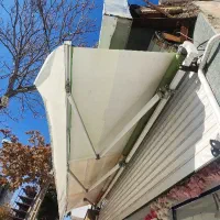 سایبان بازویی ۵ متری سالم و کم‌کارکرد