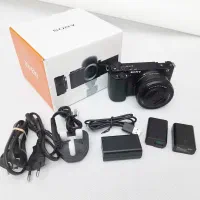 سونی آلفا zve10 لنز و باطری اضافه 2800 شات