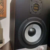 اسپیکر مانیتورینگ  eve audio sc207