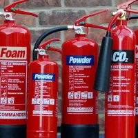 خدمات فروش و شارژ و انواع کپسولهای آتش نشانی