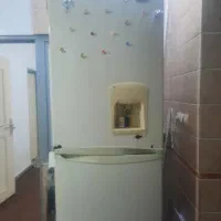 یخچال فروشی