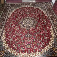 فرش و پشتی و قلیان و کابینت