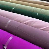 نیازمنده دوزنده ماهر هستیم