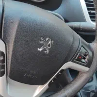 پژو 207 مدل 1401 سقف شیشه ای|خودرو سواری و وانت|یزد, |دیوار