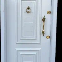 نصاب درب ضد سرقت. تعمیرات کابینت. کمد.