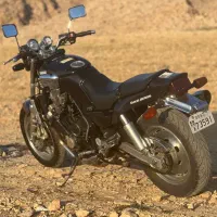 موتور سنگین سند دارFZX750