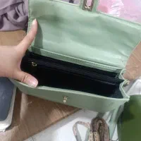 کیف|کیف، کفش، کمربند|ساری, |دیوار