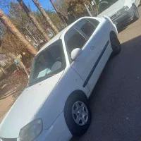 هیوندا ورنا سفید ۸۶ تمیز