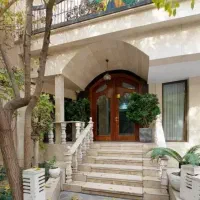 136 متر با سقف 4 متری و حیاط اختصاصی کلید نخورده