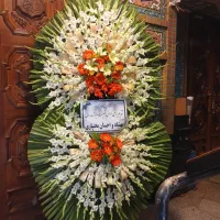 انواع تاج گل برای مراسمات ترحیم|گل و گیاه طبیعی|تهران, یاخجی آباد|دیوار